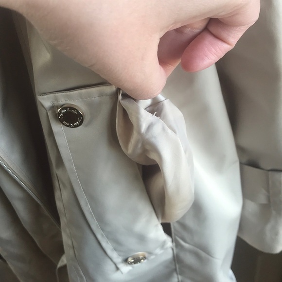 Calvin Klein Raincoat - Picture 6 of 8
